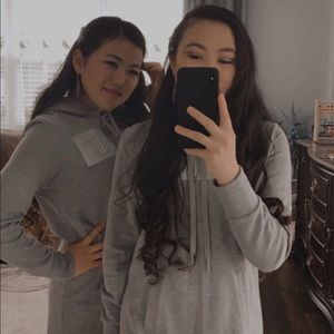 Meet your Posher, Zuura